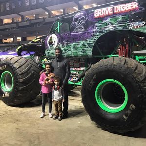 Meet your Posher, Kris